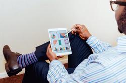 Patients Experienced Fewer Symptoms After Lung Cancer Surgery When Using an Electronic Reporting System